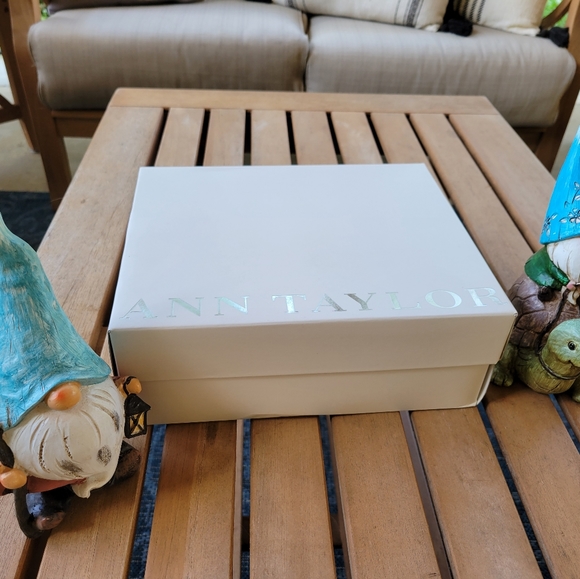 ANN TAYLOR Alaina Sandals, Lizard embossed leather - Picture 12 of 13